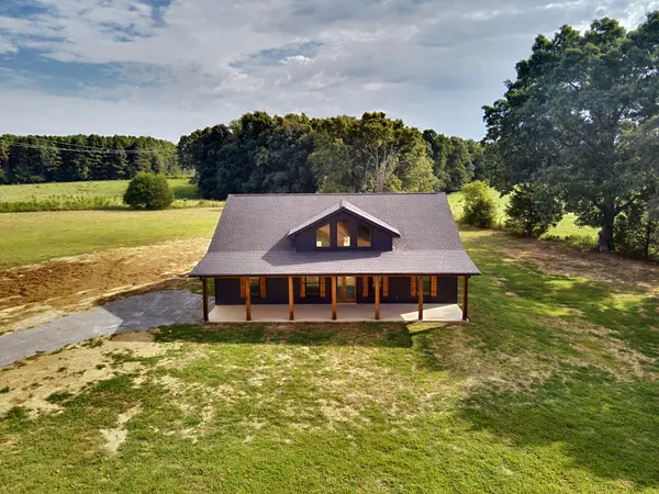 2032 Womble Ridge Rd, Ethridge, TN 38456