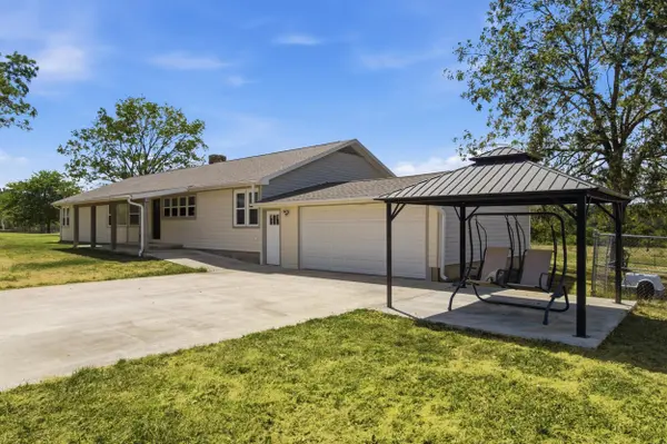 14103 Beeler RD, Cabool, MO 65689