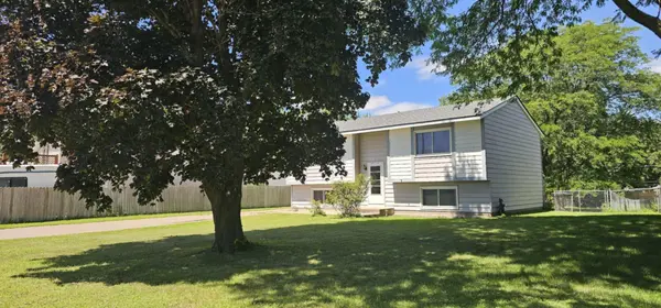 3640 Flowerfield RD, Circle Pines, MN 55014