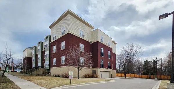 1776 Maryland AVE E #303, Saint Paul, MN 55106
