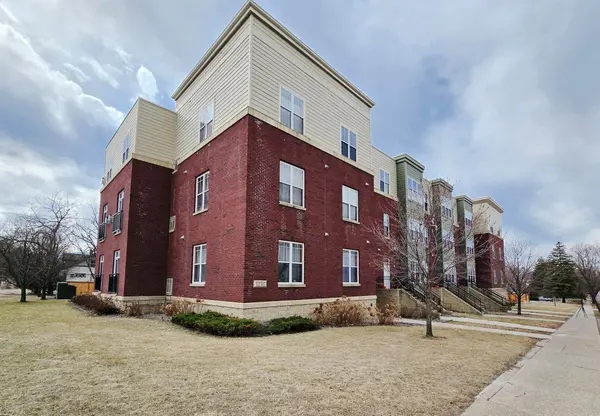 1776 Maryland AVE E #303, Saint Paul, MN 55106