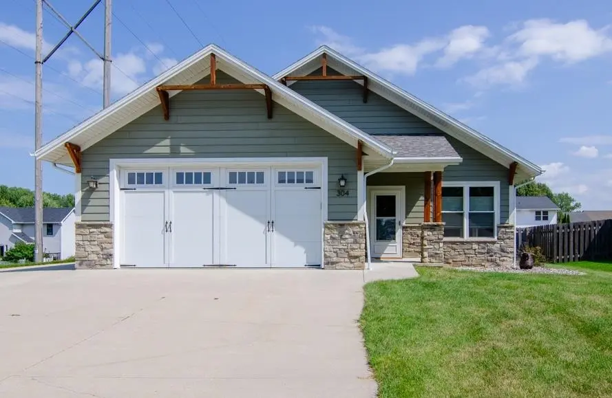 304 SPENCER ST, Green Bay, WI 54303