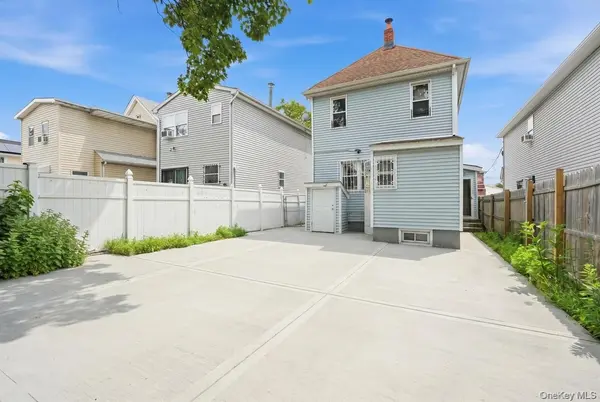 11417 159th ST, Rochdale, NY 11434