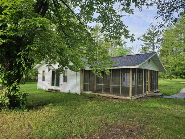 E5897 NORTH SHORE RD, Weyauwega, WI 54983