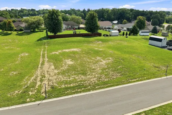 306 Renee WAY, Albion, IN 46701