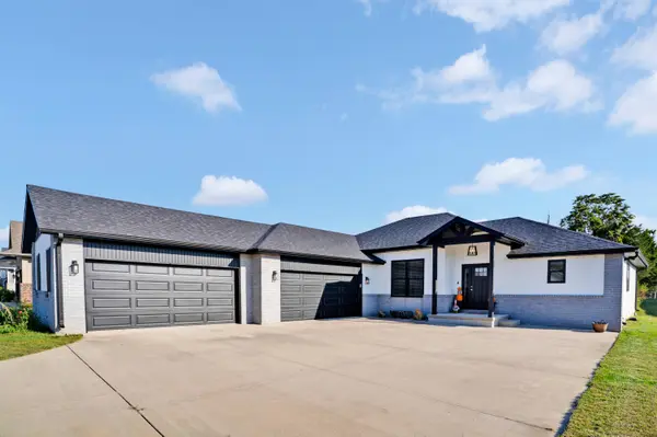 528 Fox Creek RD, Rogersville, MO 65742