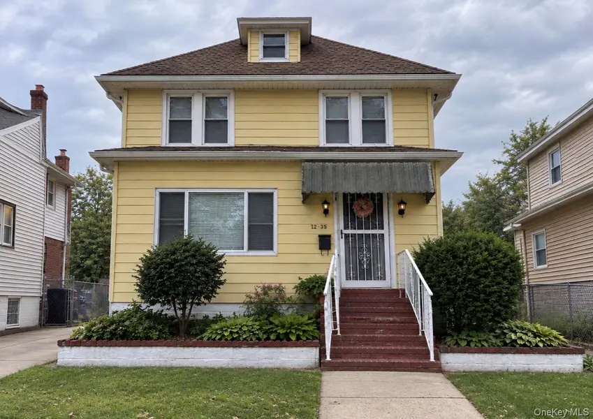 9436 Springfield BLVD, Queens Village, NY 11428