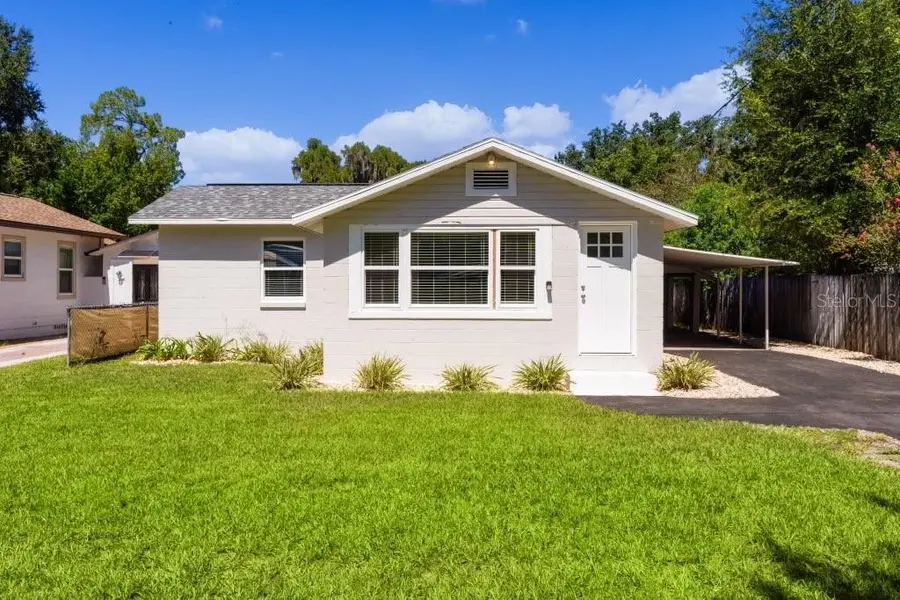 12390 SE 135TH TER, Ocklawaha, FL 32179