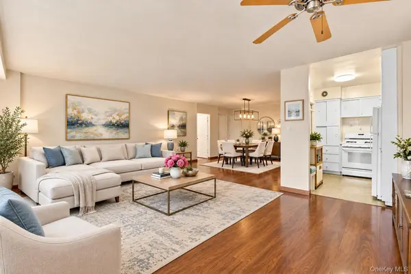 125-10 Queens BLVD #716, Kew Gardens, NY 11415