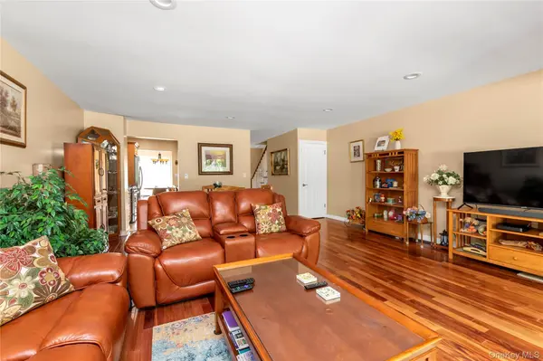 2189 Jerusalem AVE, Merrick, NY 11566