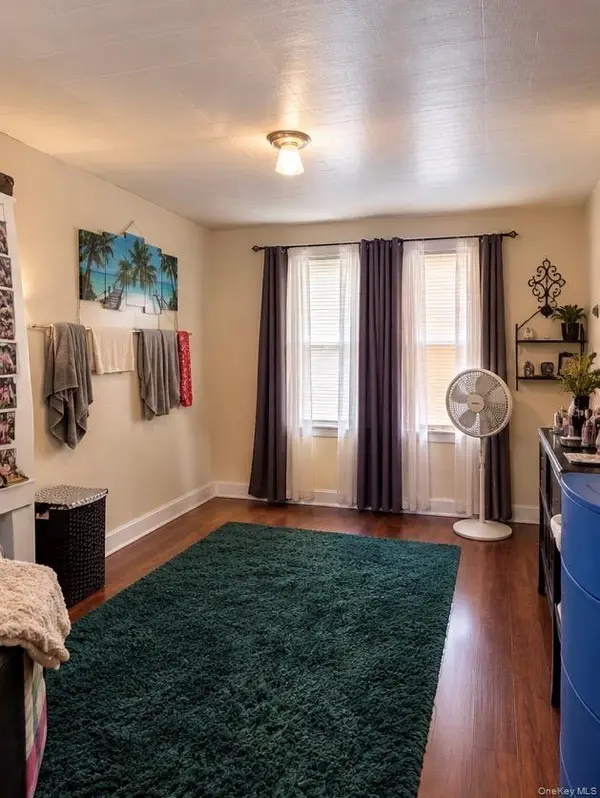 9436 Springfield BLVD, Queens Village, NY 11428