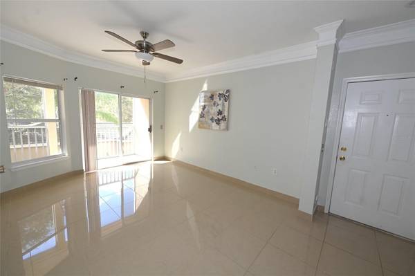 5110 NORTHRIDGE RD #202, Sarasota, FL 34238