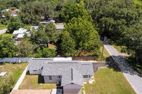 12390 SE 135TH TER, Ocklawaha, FL 32179
