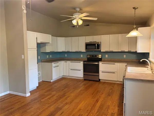 634 Crawford CIR, Sullivan, MO 63080