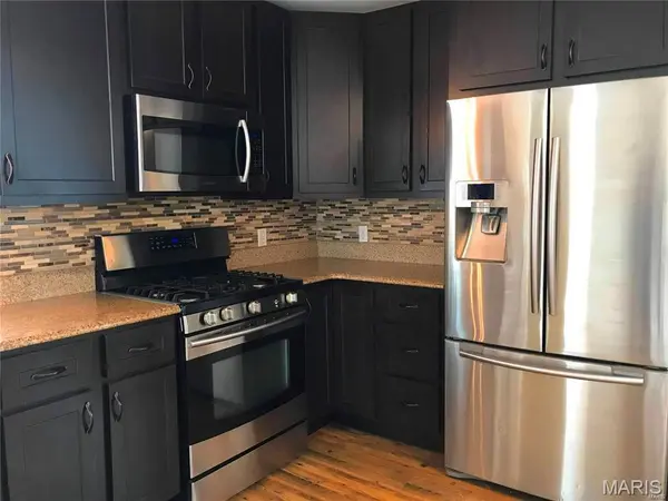 360 Old Meramec Station RD, Manchester, MO 63021