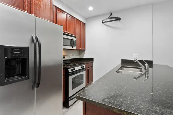 7363 N ASHLAND BLVD #G, Chicago, IL 60626