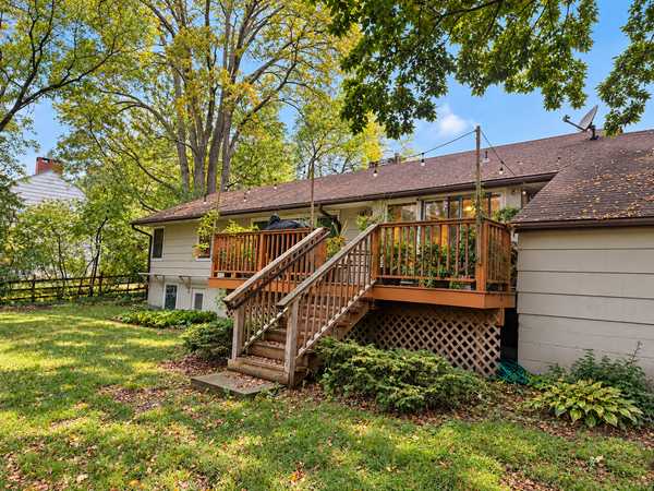 2405 W Old Shakopee RD, Bloomington, MN 55431