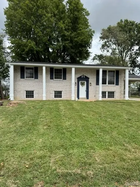 207 Capri DR, O'fallon, MO 63366