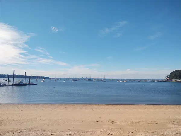 16 The BLVD, Sea Cliff, NY 11579