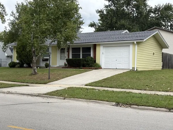 158 S ORCHARD DR, Bolingbrook, IL 60440