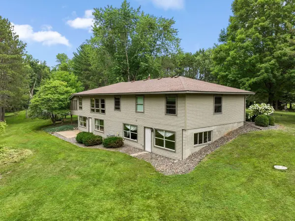 32050 Park TRL, Center City, MN 55012