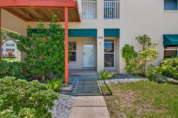 6330 99TH WAY N #14B, St Petersburg, FL 33708