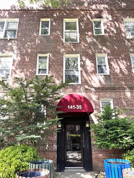 141-35 79th AVE #2M, Kew Garden Hills, NY 11367