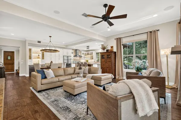 15109 Falconhead Grove LOOP, Austin, TX 78738