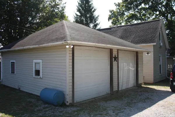 515 E Main ST, Camden, IN 46917