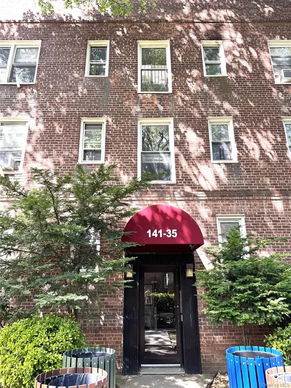 141-35 79th AVE #2M, Kew Garden Hills, NY 11367