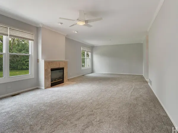 8032 Connor CT, Long Grove, IL 60047