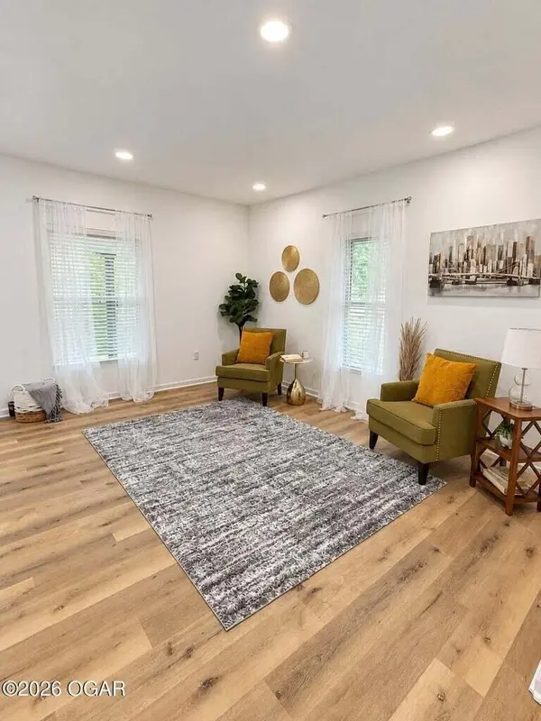 2650 E 8th ST, Joplin, MO 64801