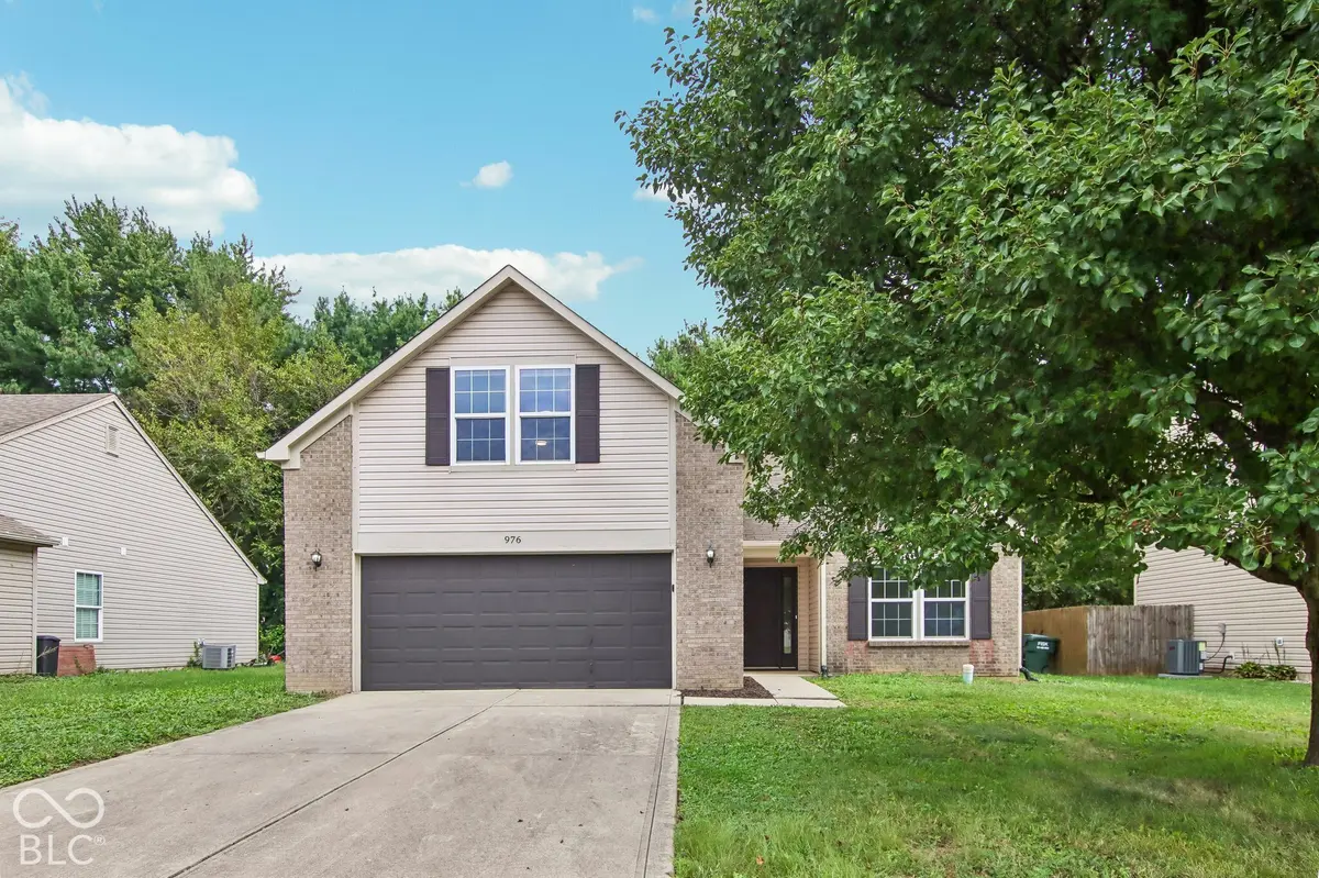 976 Webb DR, Greenfield, IN 46140