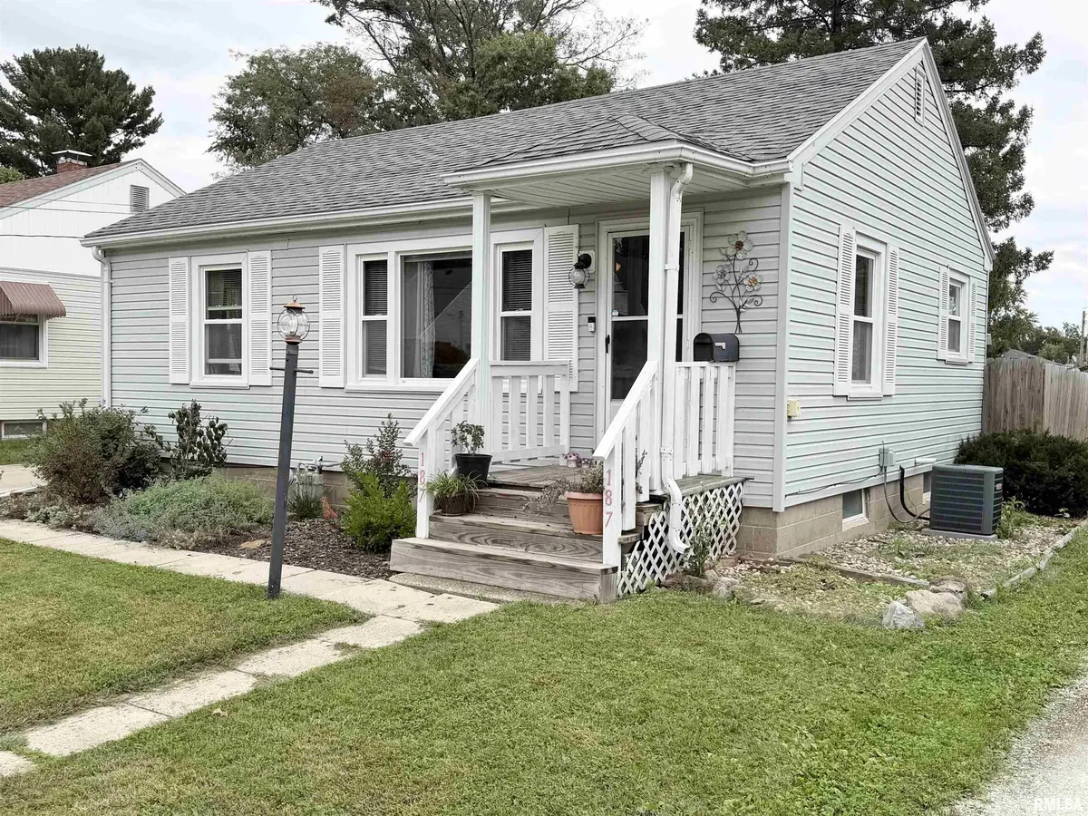 187 HIGHLAND AVE, Galesburg, IL 61401