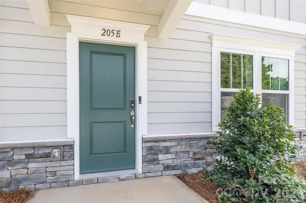 205 Cliffwood ST NW #Unit 5 E, Concord, NC 28027