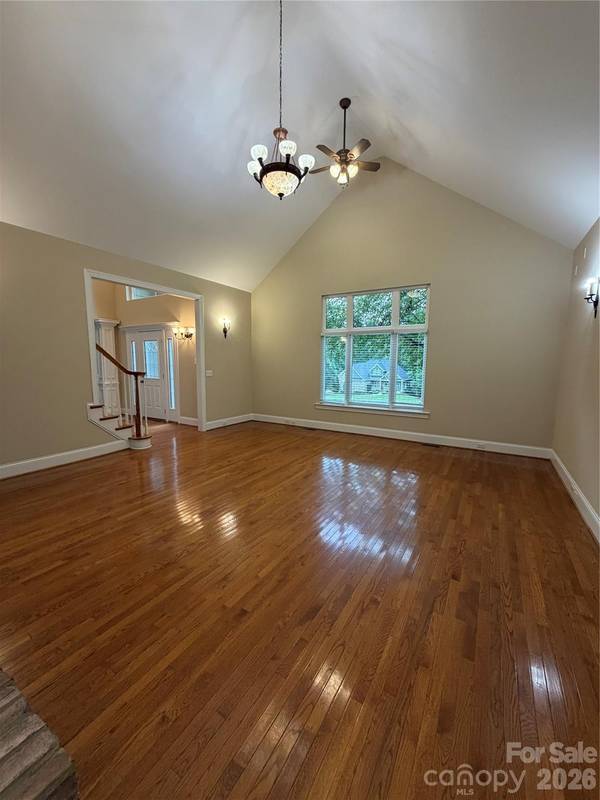 137 Wildwood CV, Mooresville, NC 28117