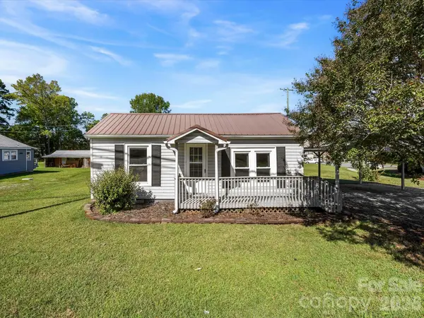 24 Forest Hill RD, Lexington, NC 27295