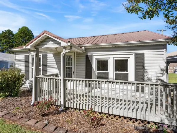 24 Forest Hill RD, Lexington, NC 27295