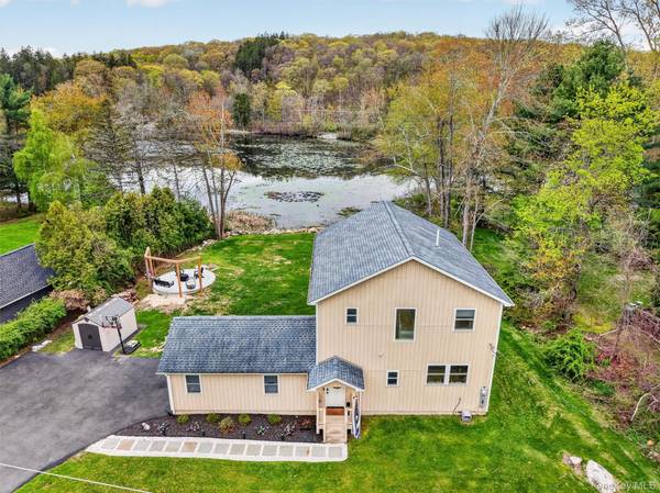 21 Kent Lake AVE, Carmel, NY 10512