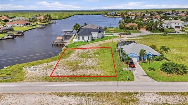 932 OLD BURNT STORE RD N, Cape Coral, FL 33993