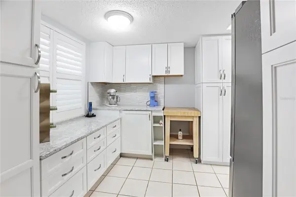 6505 STONE RIVER RD #209, Bradenton, FL 34203