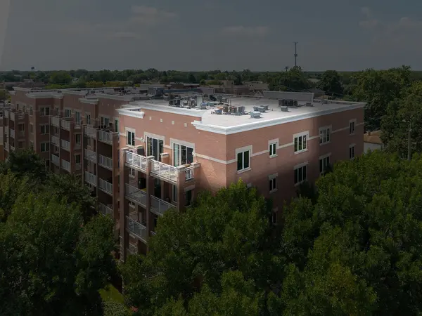 3258 N Harlem AVE #503, Chicago, IL 60634