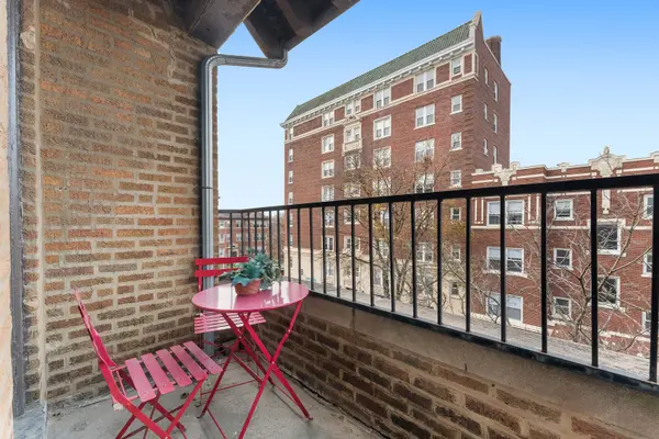 7451 N GREENVIEW AVE #313, Chicago, IL 60626
