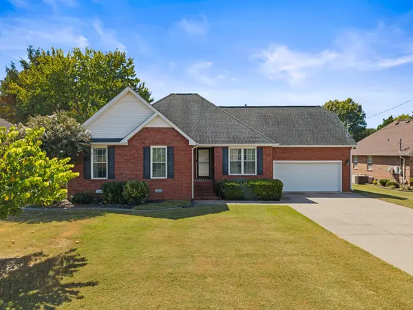 308 Acorn Ct, Smyrna, TN 37167