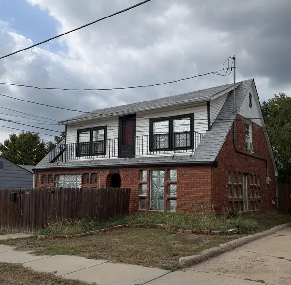 108 W Summit, Augusta, KS 67010