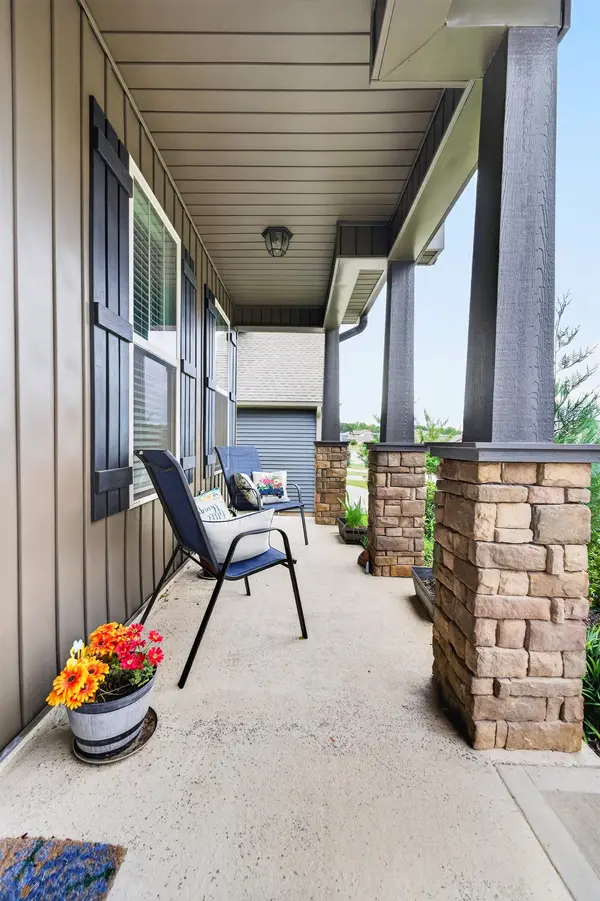 541 Chantry LN, Moore, SC 29369-2002