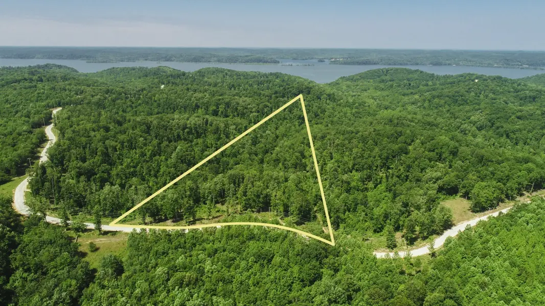 820 Overlook Trl, Stewart, TN 37175