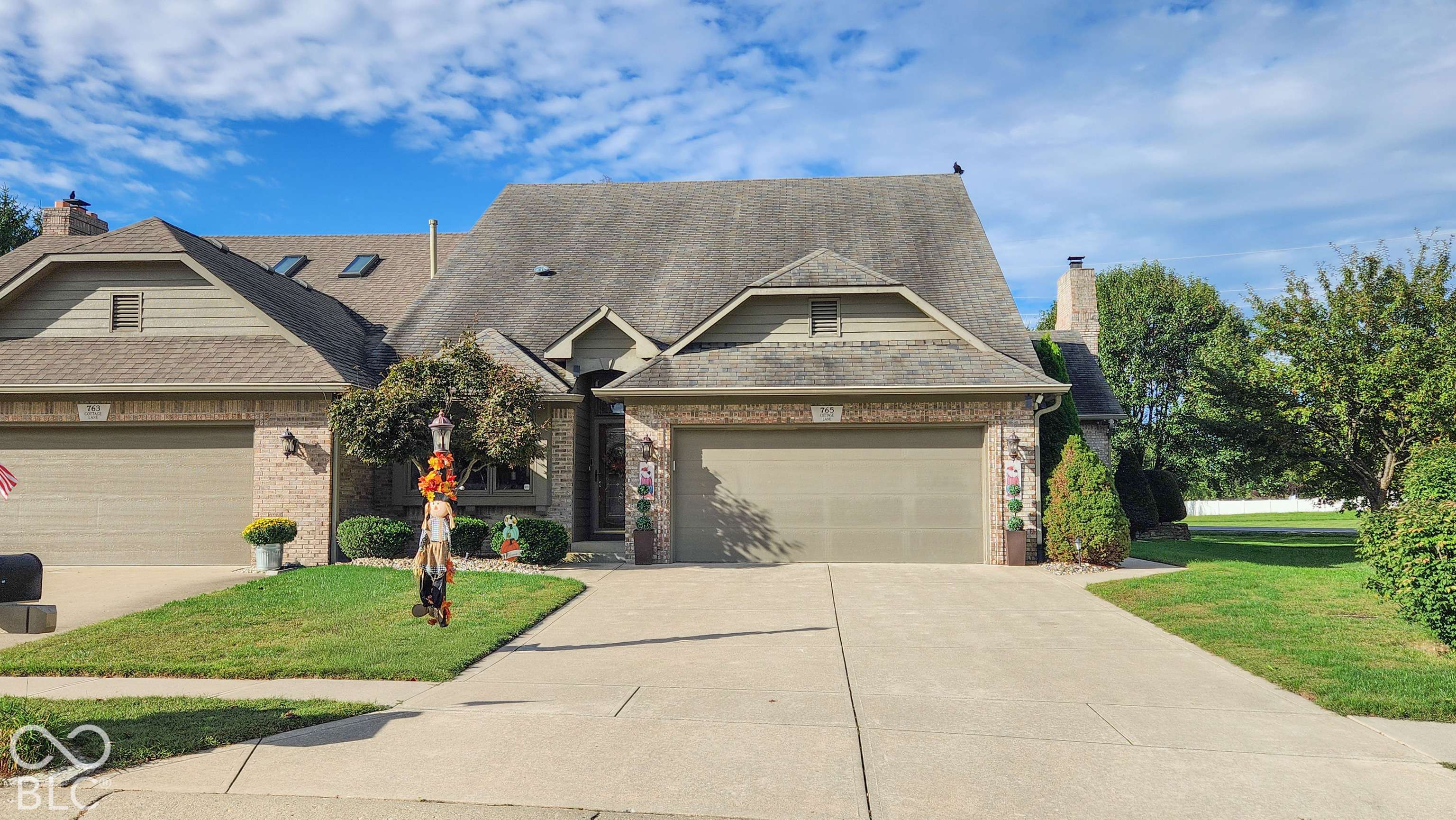 765 Cottage LN, Greenwood, IN 46143