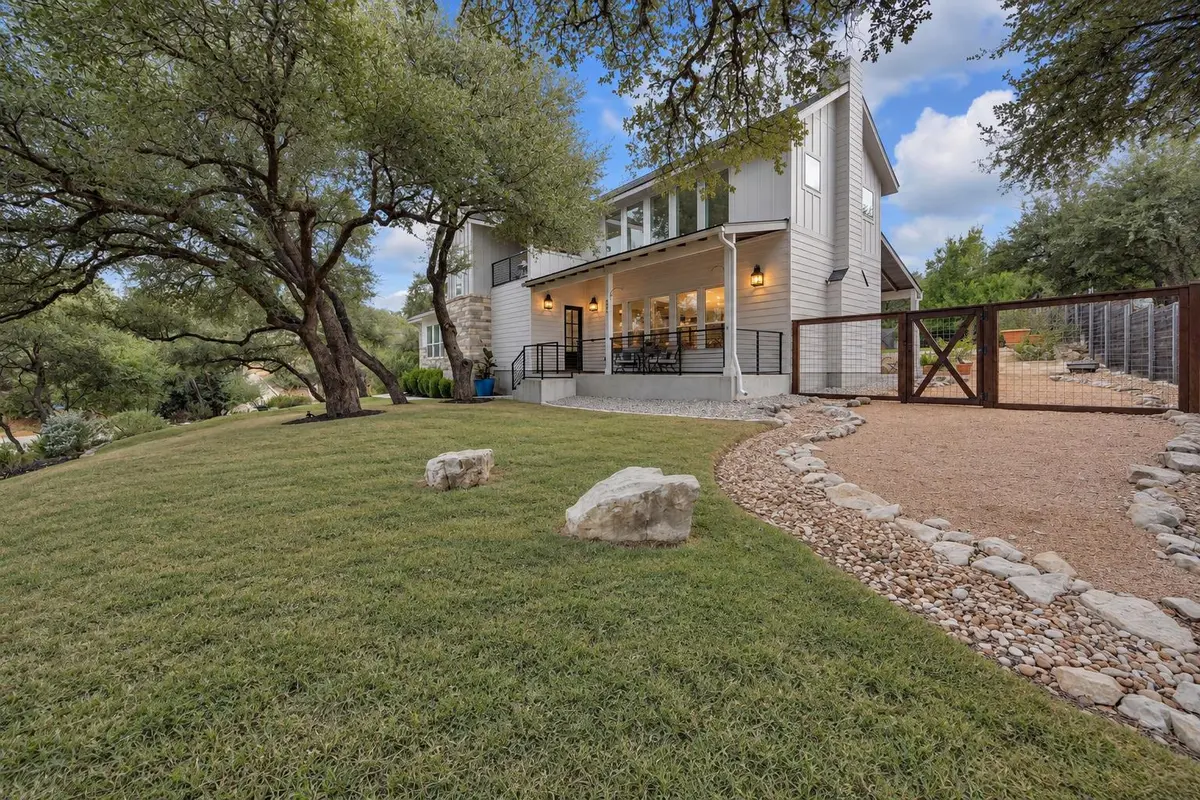 501 Alva DR, Spicewood, TX 78669