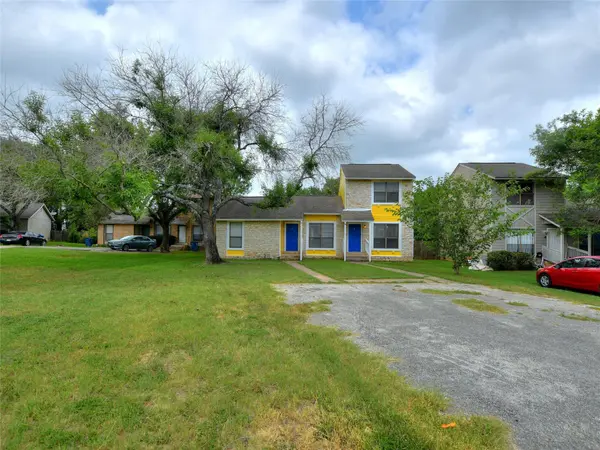116 Hillside DR #B, Elgin, TX 78621